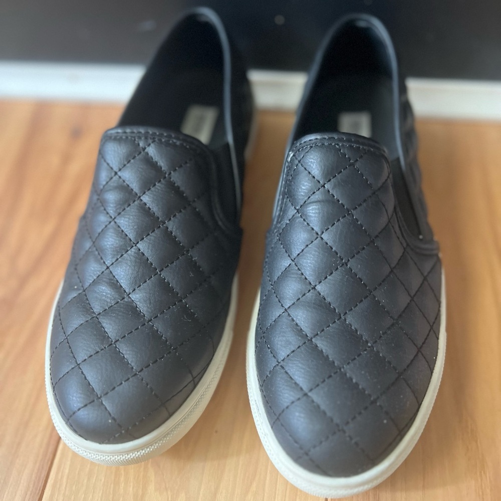 Steve Madden Quilted Black Leather Loafers
Worn once, like brand new